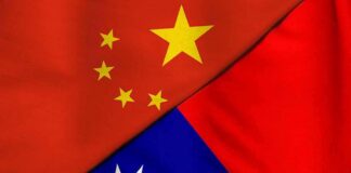 Flags of China and Taiwan overlapped diagonally