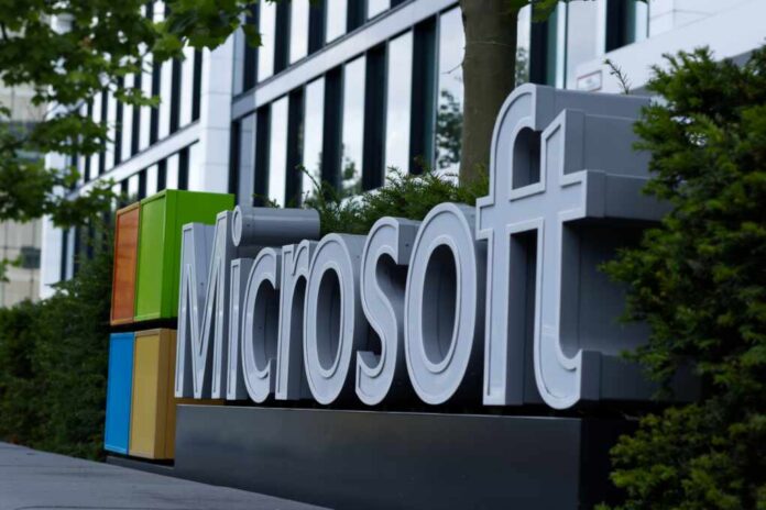 Munich,,Bavaria,Germany,-,July,15,2022:,Microsoft,Deutschland,(germany) Microsoft logo displayed prominently outside a modern office building